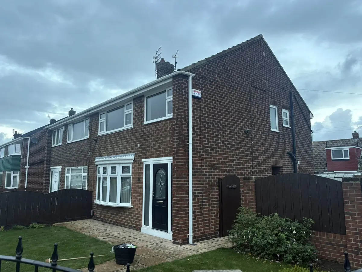 Full house replacement window installation